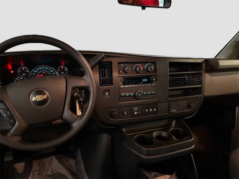 2024 Chevrolet Express 2500