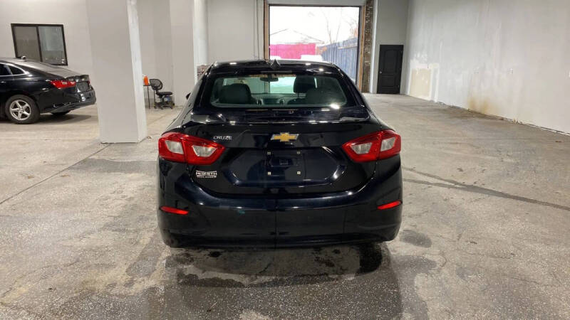 2017 Chevrolet Cruze LS Auto