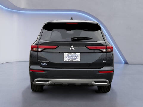 2024 Mitsubishi Outlander SE