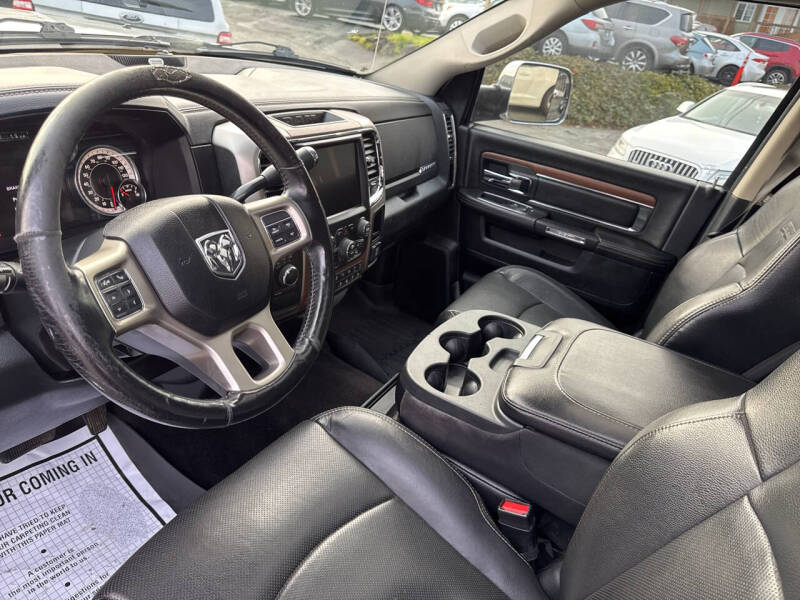 2017 RAM 3500 Laramie