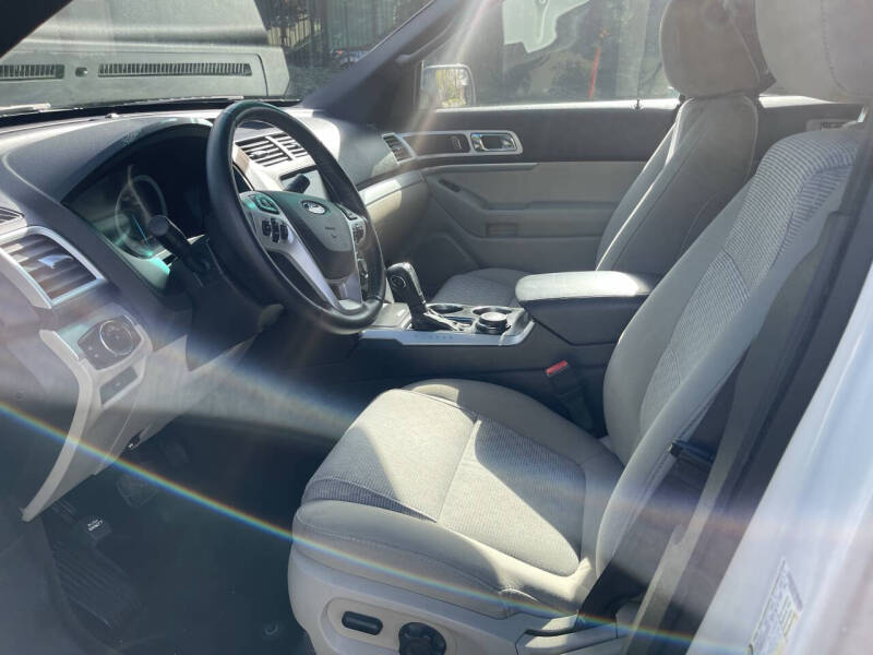 2012 Ford Explorer XLT