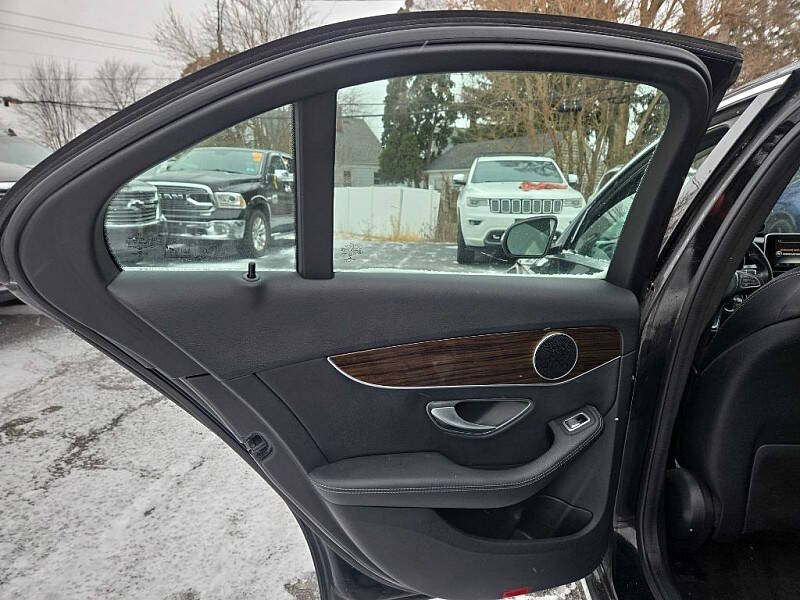 2017 Mercedes-Benz C-Class