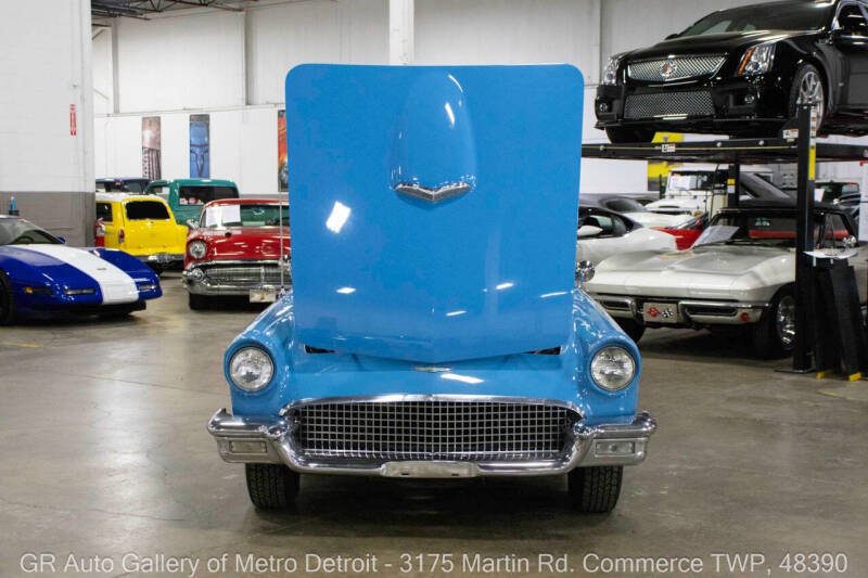 1957 Ford Thunderbird