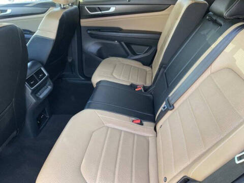 2024 Volkswagen Atlas Cross Sport SEL R-Line 4Motion