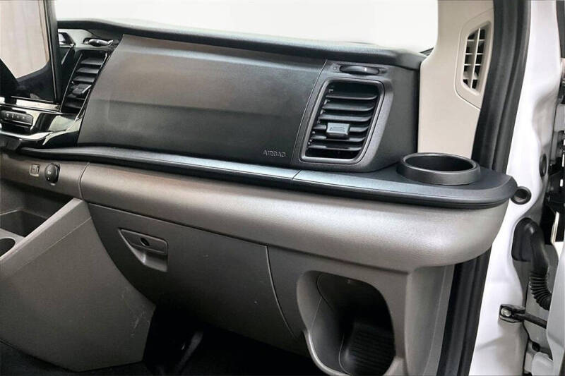 2023 Ford Transit 350 XLT