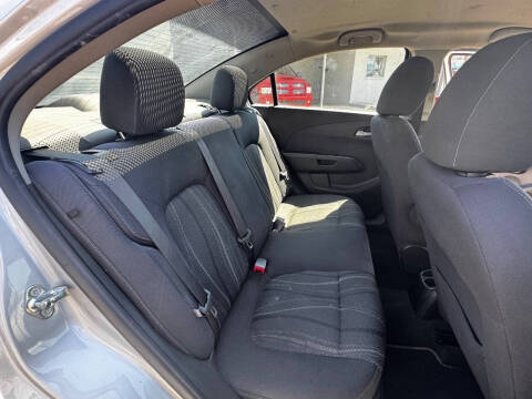 2016 Chevrolet Sonic LT Auto