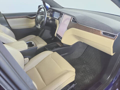 2016 Tesla Model X 75D