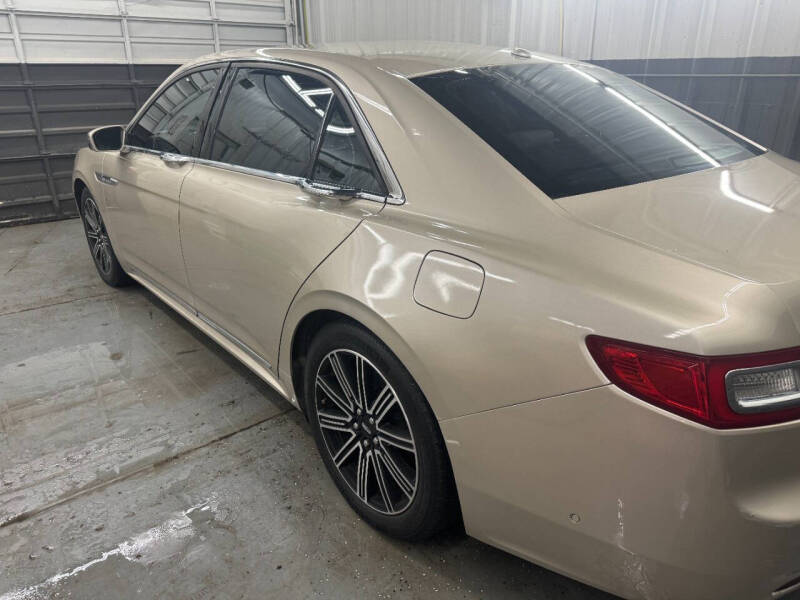 2017 Lincoln Continental Reserve