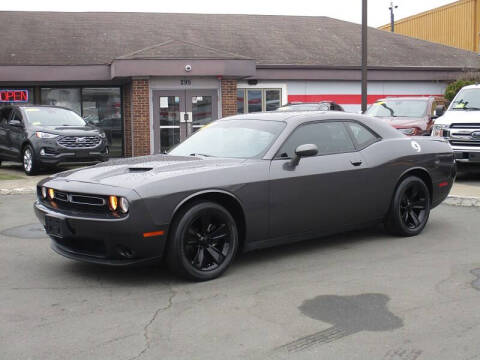2021 Dodge Challenger SXT