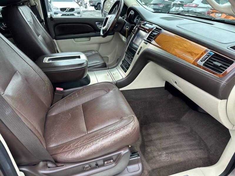 2014 Cadillac Escalade Platinum