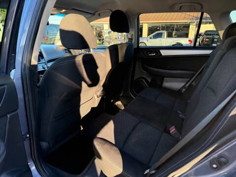 2017 Subaru Outback 2.5i Premium