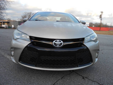 2016 Toyota Camry SE