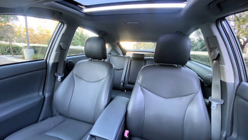 2010 Toyota Prius IV