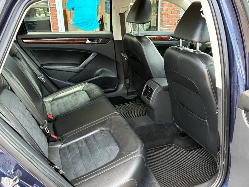 2013 Volkswagen Passat TDI SEL Premium