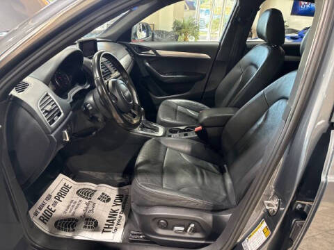 2016 Audi Q3 2.0T quattro Premium Plus