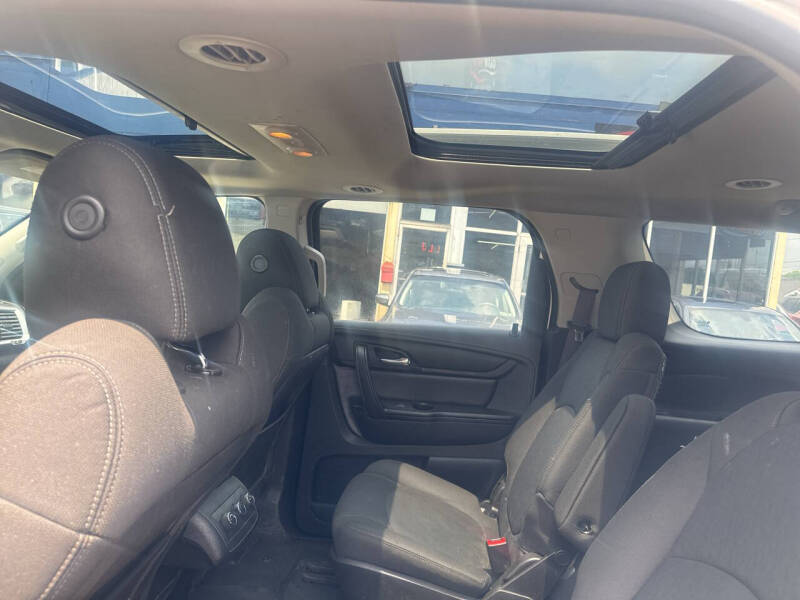 2015 GMC Acadia SLE-2