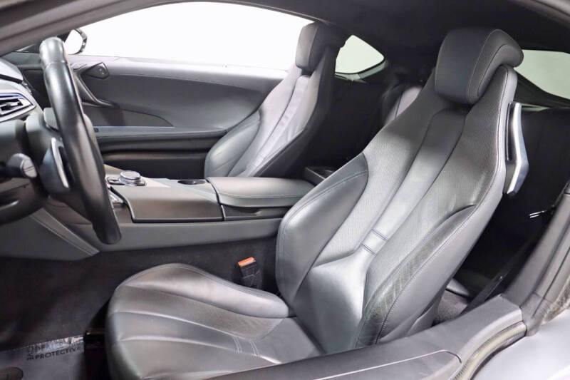2016 BMW i8