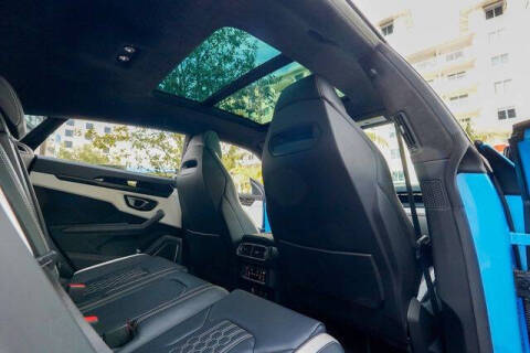 2024 Lamborghini Urus S