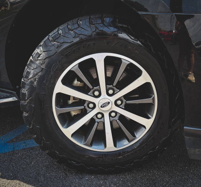 2018 Ford Expedition MAX XLT