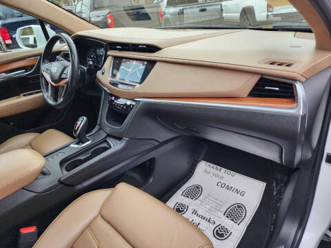 2017 Cadillac XT5 Platinum