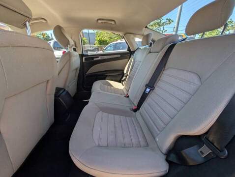 2020 Ford Fusion S