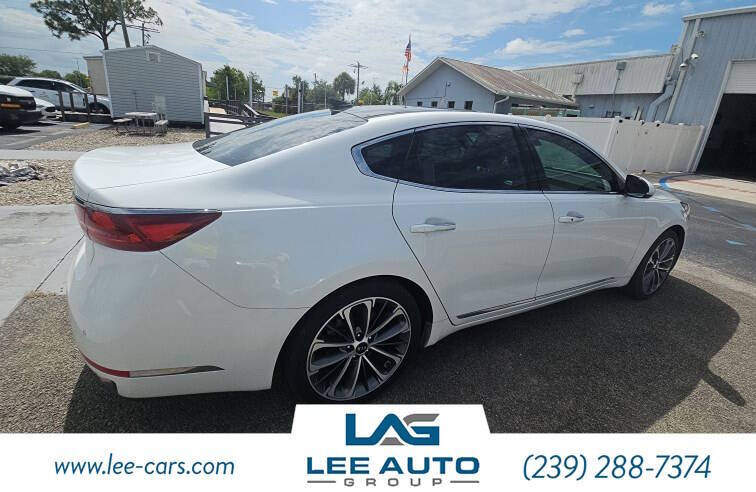 2017 Kia Cadenza Technology