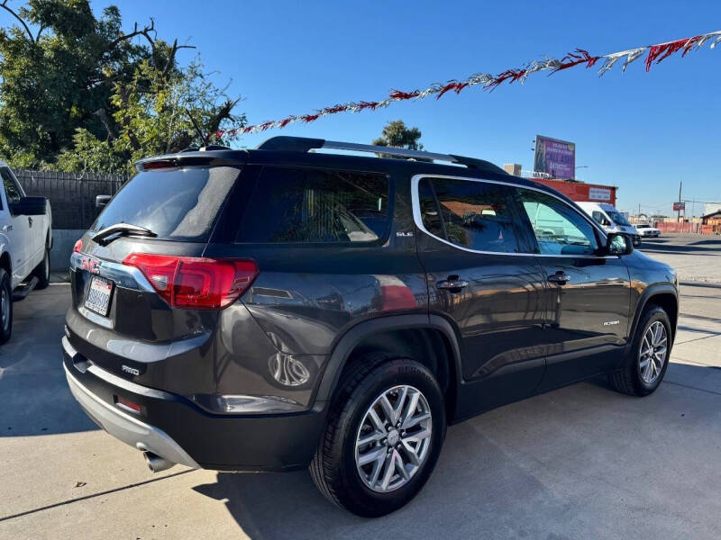 2018 GMC Acadia SLE-2