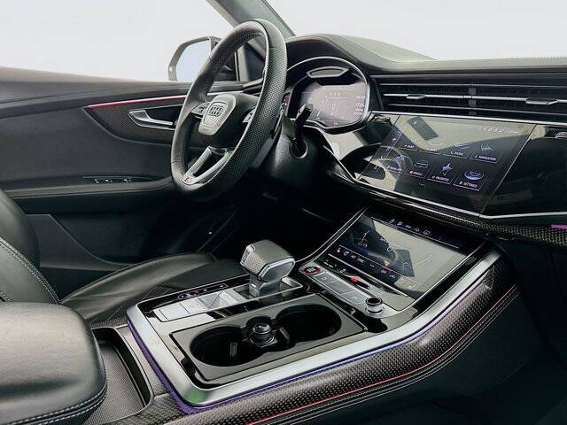 2023 Audi SQ8 4.0T quattro Premium Plus