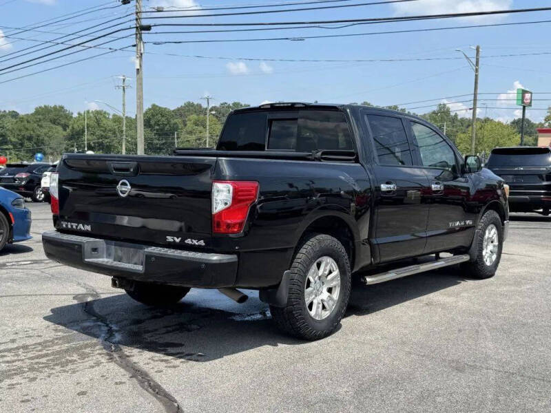 2018 Nissan Titan SV