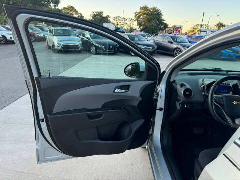 2013 Chevrolet Sonic LT Auto