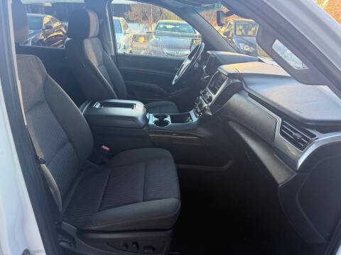 2016 Chevrolet Suburban LS