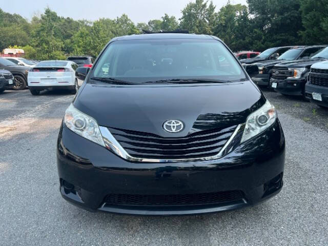 2017 Toyota Sienna LE 8-Passenger