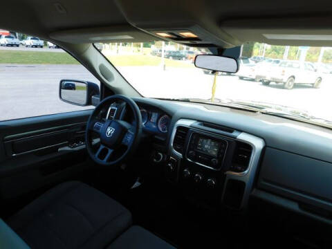 2019 RAM 1500 Classic SLT