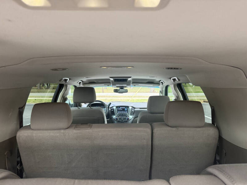 2017 Chevrolet Suburban LS