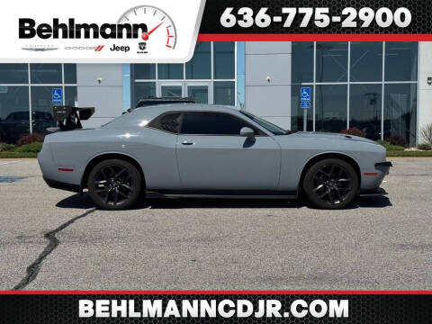 2022 Dodge Challenger SXT