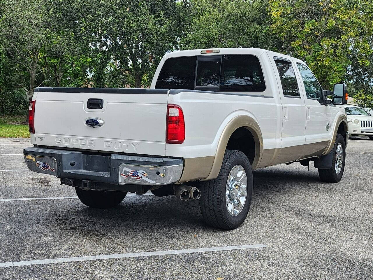 2013 FORD F-350 Pickup - $35,995