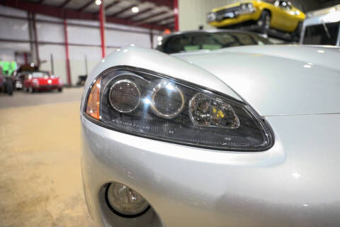 2004 Dodge Viper SRT-10