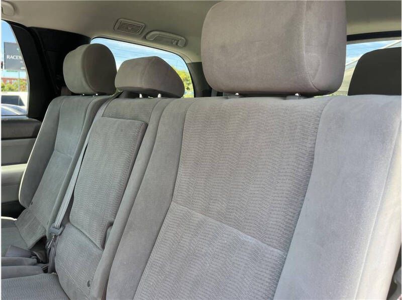 2016 Toyota Sequoia SR5