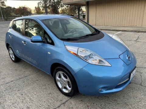 2011 Nissan LEAF SV