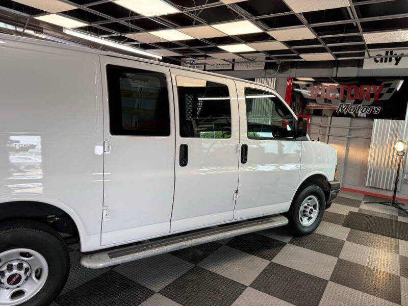2024 GMC Savana 2500
