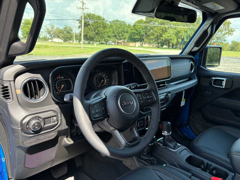 2025 Jeep Gladiator High Tide