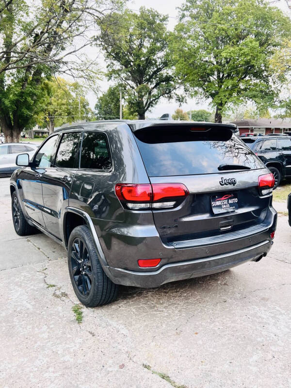 2018 Jeep Grand Cherokee Laredo E