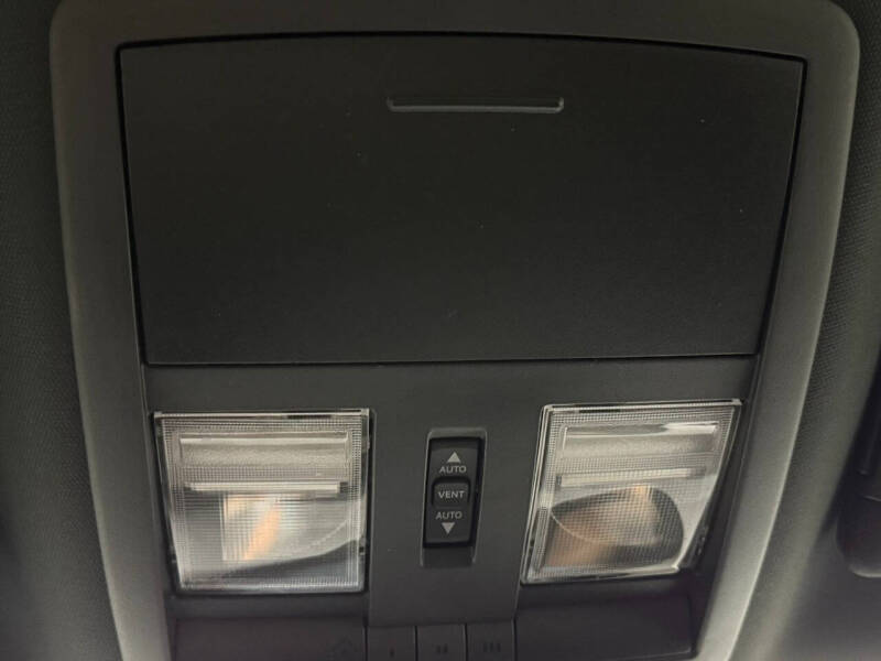 2008 Dodge Challenger SRT8