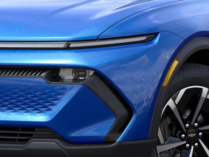 2026 Chevrolet Equinox EV LT 2