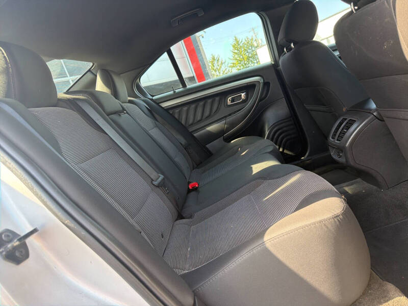 2013 Ford Taurus SEL