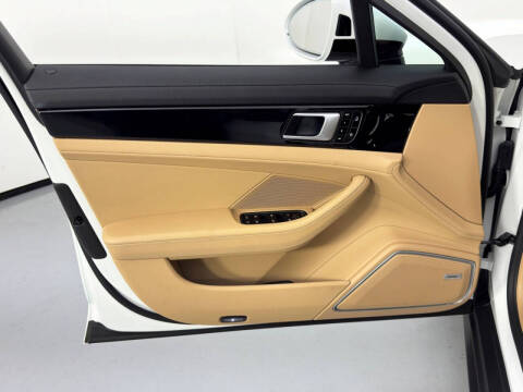 2021 Porsche Panamera 4S E-Hybrid