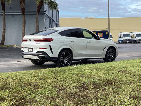 2020 BMW X6 M50i