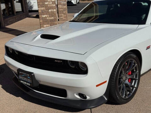 2016 Dodge Challenger SRT 392