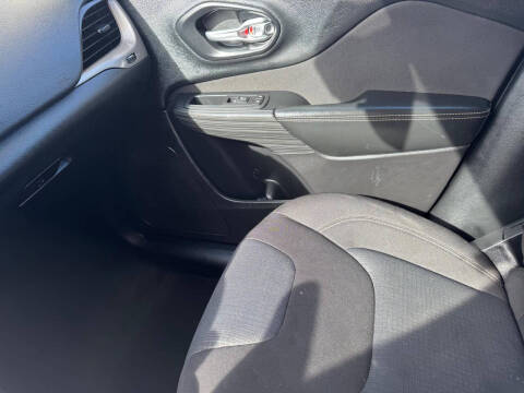 2016 Jeep Cherokee Latitude