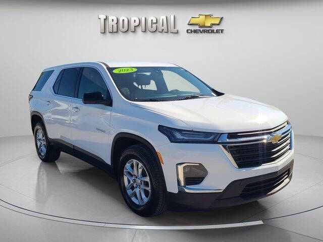 2023 Chevrolet Traverse LS